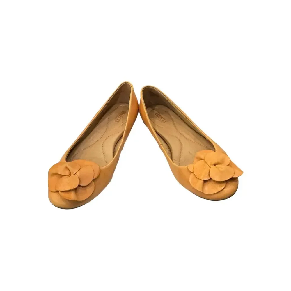 Born Orange Leather Floral Ballet Flats Women’s Size 9M